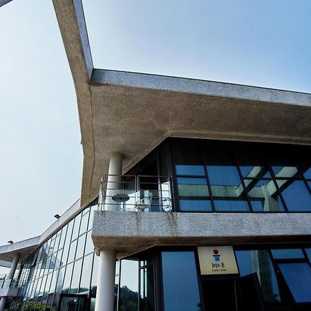 Jeju Bom Stay Seogwipo Exterior photo
