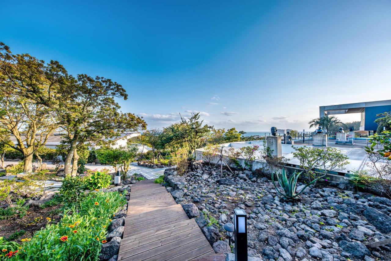 Jeju Bom Stay Seogwipo Exterior photo