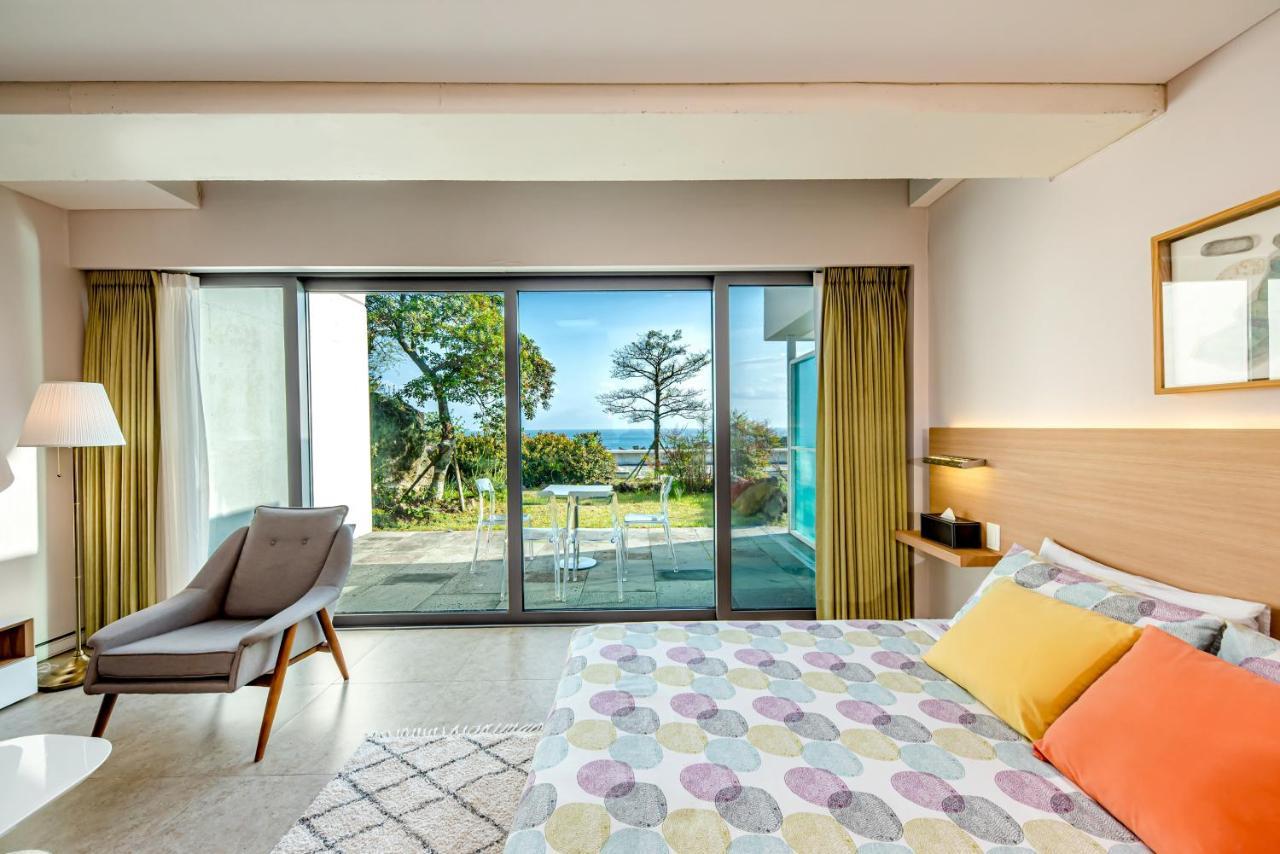 Jeju Bom Stay Seogwipo Exterior photo