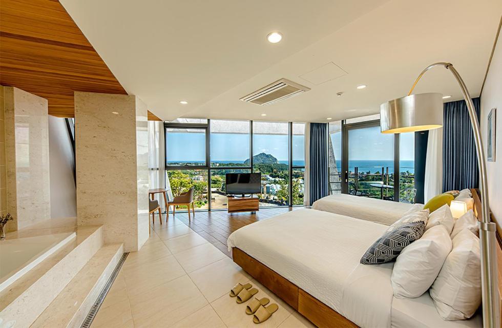 Jeju Bom Stay Seogwipo Exterior photo